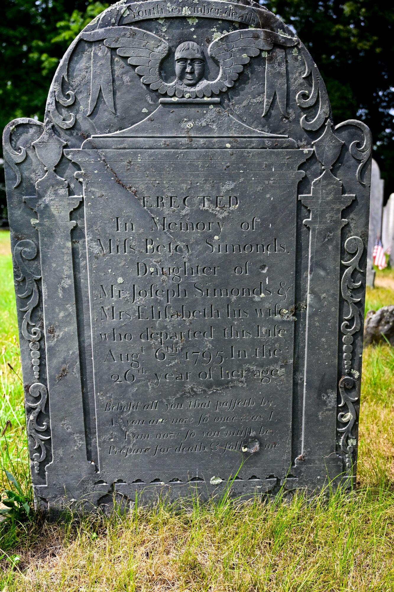 Grave of Betcy Simonds, Lexington, MA